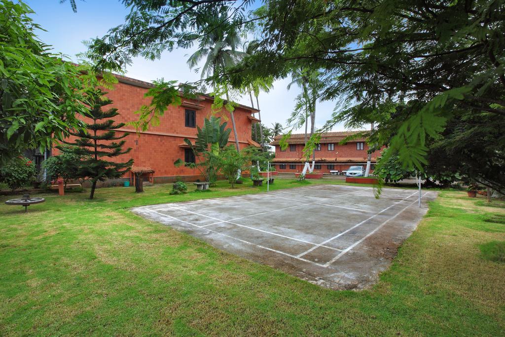 The River Retreat Heritage Ayurvedic Resort Shoranur Екстериор снимка