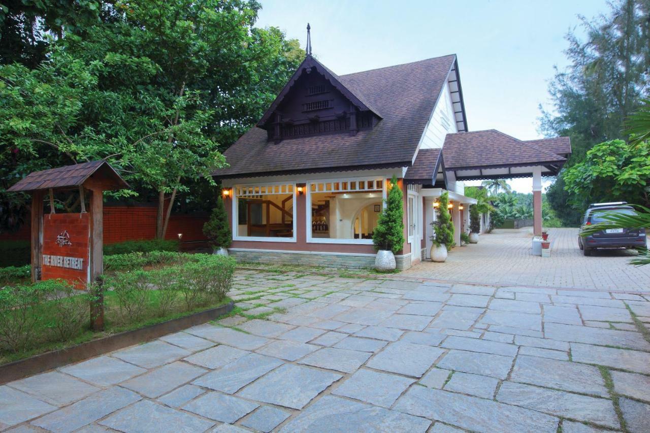 The River Retreat Heritage Ayurvedic Resort Shoranur Екстериор снимка